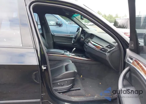 2008 BMW X5 4.8I z USA, uszkodzony, nr VIN 5UXFE83568L168025